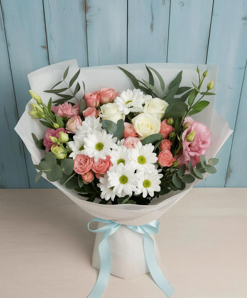 Букет цветов из: Розы, Лизиантусы и Хризантемы в Панковке