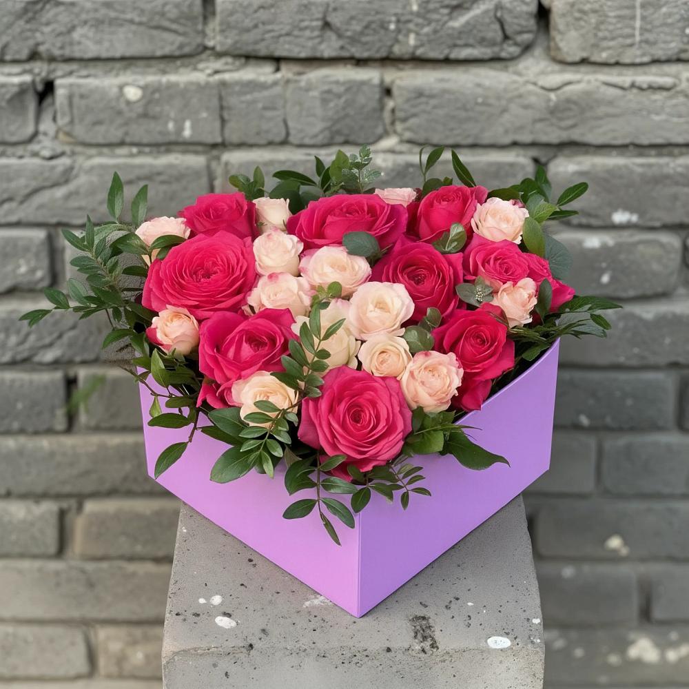 Цветочная композиция из Розы в коробке в Панковке
