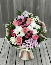 Букет цветов из:  Альстромерии, Гвоздики, Розы и Хризантемы в Панковке