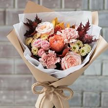Букет цветов из:  Гвоздики, Хризантемы и Розы в Панковке