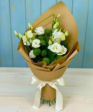 Букет цветов из:  Хризантемы и Лизиантусы в Панковке