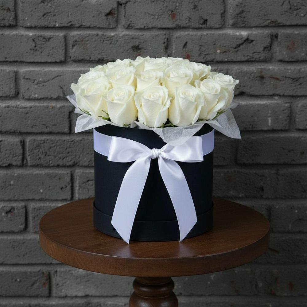 Цветочная композиция из Розы в шляпной коробке в Панковке